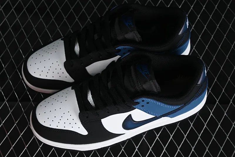 All categories Nk SB Dunk series Nk SB Dunk Low low-top sneakers Nk Dunk Low "Industrial Blue" black and white blue SB low-top sports and leisure sneakers FD6923-100